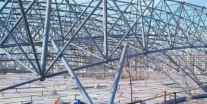 福泉盘点螺栓球网架对于选材方面的4个基本恳求