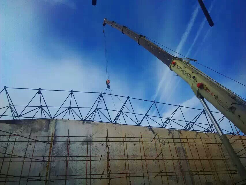 福泉食堂网架结构工程