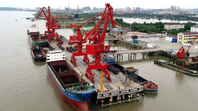 福泉概述露天料场港口封闭问题的实行方法